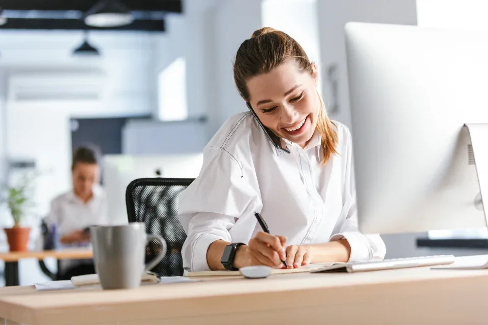Istruttoria delle pratiche notarili in outsourcing: contatti con clienti e banche per i documenti mancanti